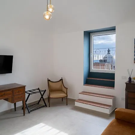 Museum Exclusive * Naples